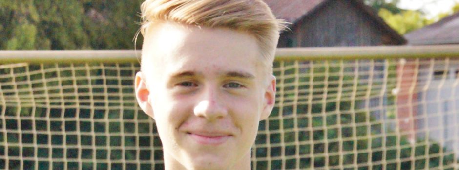 Rudelbildung, rote Karte, ein lupenreiner Hattrick und ein 18:0-Kantersieg