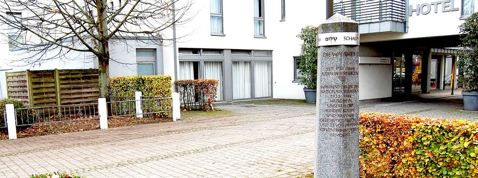 Gedenkansprache am 10. November am Fuhrmannsplatz: Bürgermeister und Gästeführer erinnern an jüdisches Leben