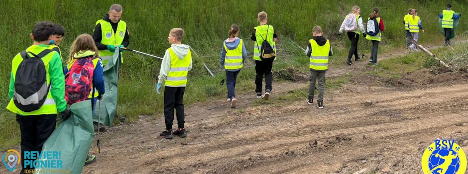 Handballkinder für die Natur im Einsatz