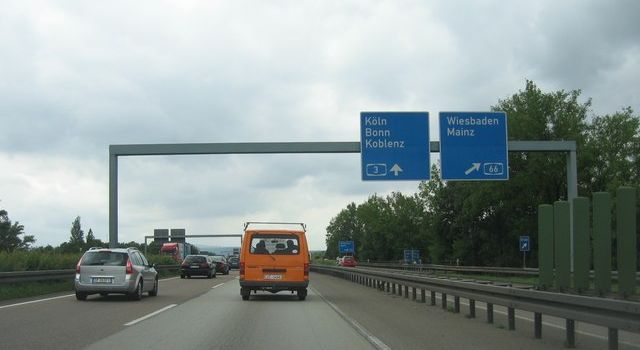 Hochzeitskorso führt zu Chaos auf drei Autobahnen
