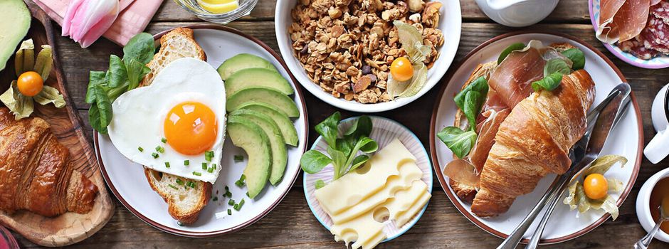 Frühstücke doch mal in Gesellschaft