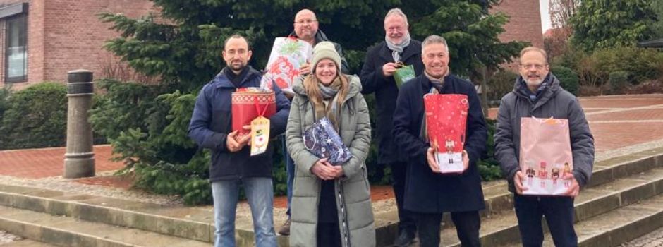 In Munster Geschenke verteilt