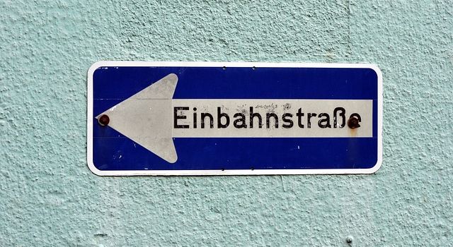 Einbahnstraßen-Regelung auf der K5 zwischen Weinähr und Winden.