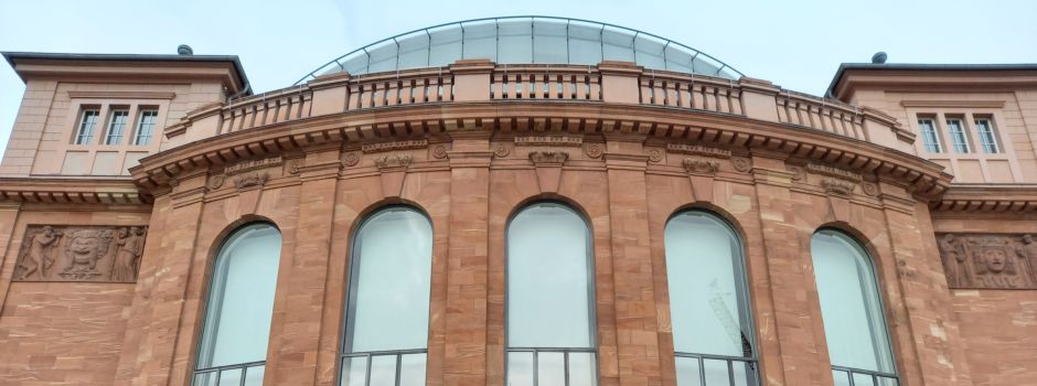 Maskenpflicht und Coronatests: So wird ein Besuch im Staatstheater aussehen