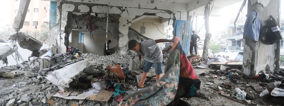 Palästinenser: Dutzende Tote bei Angriff auf Schulgebäude