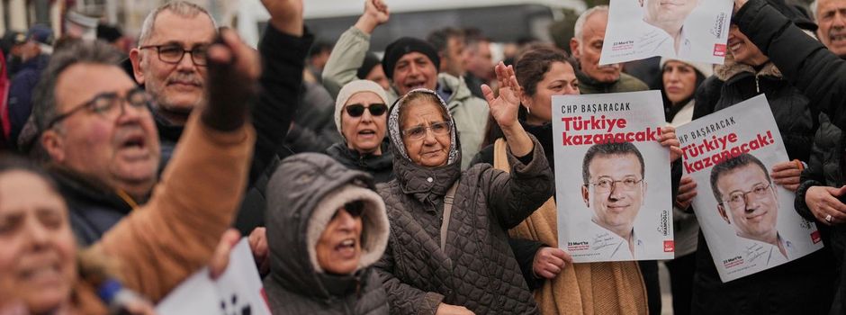 Erdogan-Gegner festgenommen – Putschversuch angeprangert