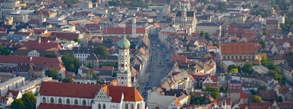 Projekt der Augsburger Vesperkirche: „Alle an einen Tisch“