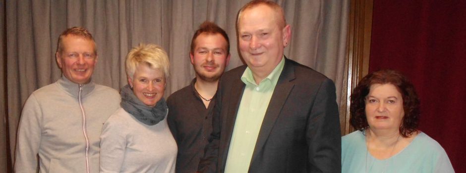 Dank Bertls Karpfen 1 500-Euro-Spende für OWV-Spielplatz am Rödlas