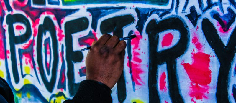 POETRY SLAM: Wortakrobaten auf Zeitreise in Oppenheim