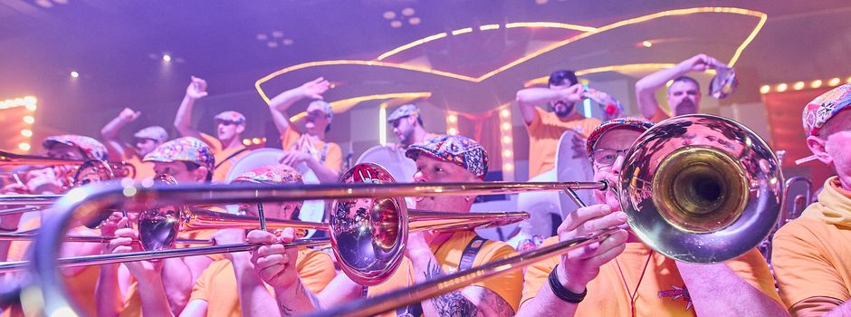 Party pur: Die Prinzengarde bringt die Rheingoldhalle & das Hilton zum Beben!