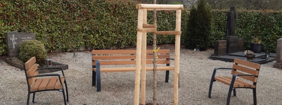 Neuer Begegnungsplatz am Friedhof