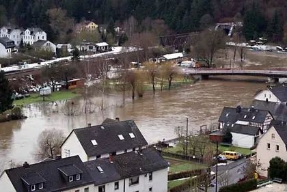 Erreichen der Meldehöhe gemäß dem gültigen Alarm- und Einsatzplan „Hochwasser“ der Verbandsgemeinde Bad Ems- Nassau
