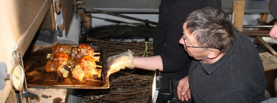 Heuzerter Haxenessen ein voller Erfolg