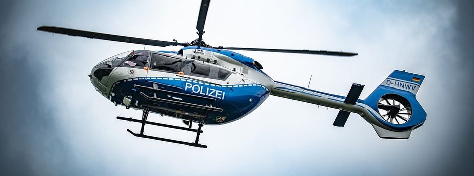 Brand mehrerer Baumaschinen auf Baustelle bei Flughafen Kassel-Calden: Kripo geht von Brandstiftung aus und sucht Zeugen! 