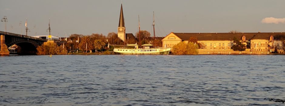 Mann am Rheinufer in Mainz-Kastel ins Gesicht geschlagen