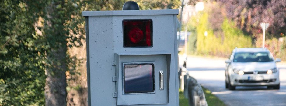 Teurer Nachmittag im Sayntal: Biker verliert wohl bald den Lappen