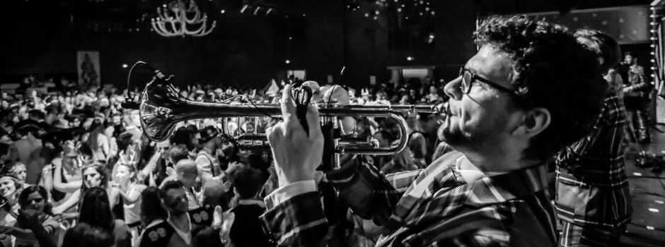 Party pur: Der Prinzengardeball bringt die Rheingoldhalle nach Corona wieder zum Beben!