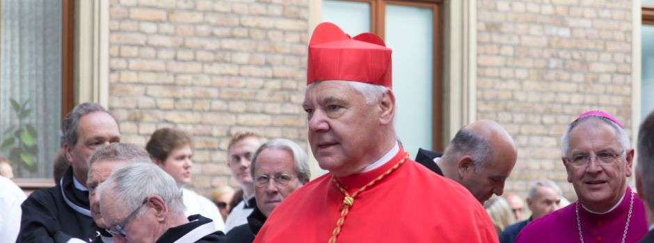 Wird ein Finther neuer Papst?