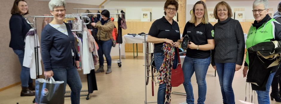 Kleidertauschbörse war ein Erfolg