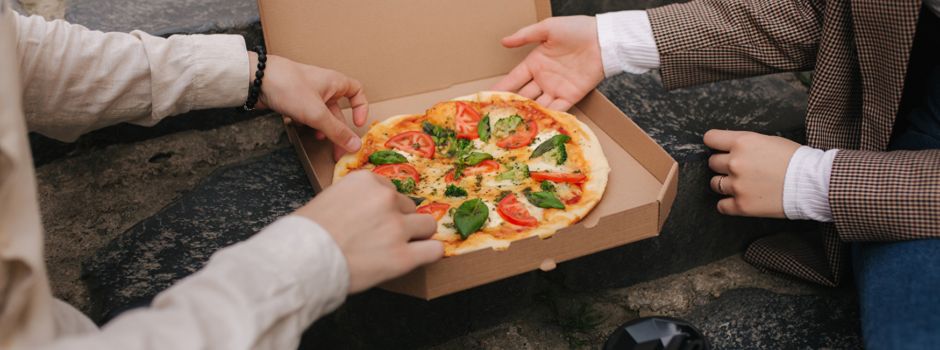 Puls!-Listing: Liefer- und Abholservice in Niederkasseler Gastronomie