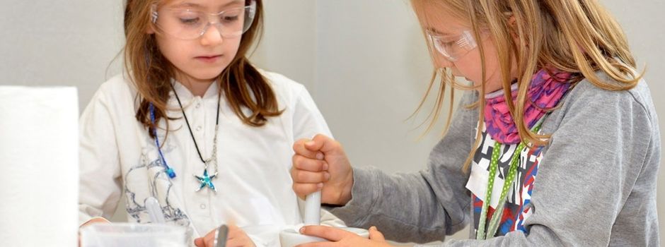 So macht Lernen Spaß: Evonik Science Camps @home für Kinder