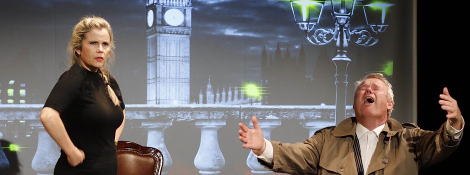 Michaela Schaffrath und Stefan Keim im „Londoner Nebel mit Schuss “